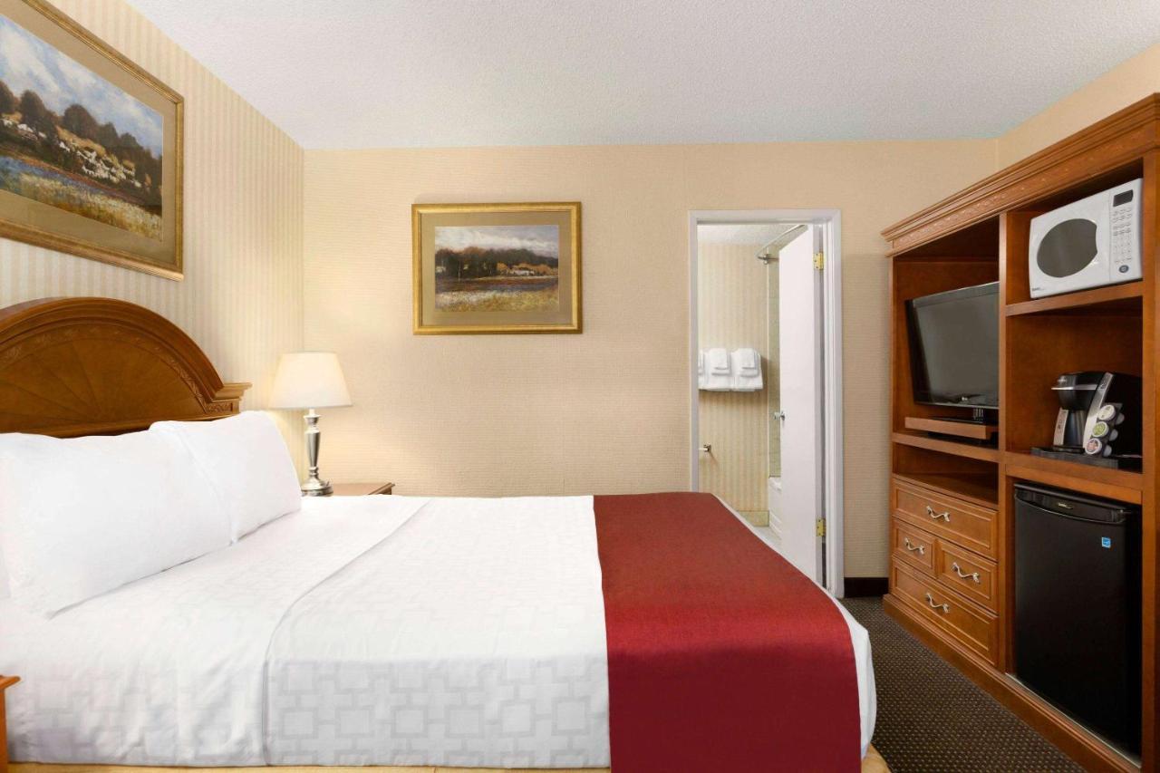 Travelodge By Wyndham * North Battleford